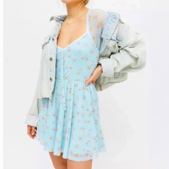 Urban Outfitters Pants - NWT Urban Outfitters Women’s Playsuit Daisy Blue Romper